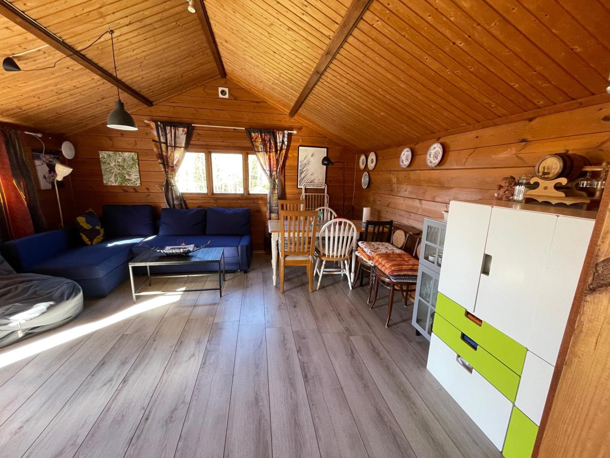 Three Rooms Stuga I Stugby Near National Park Undenäs Eksteriør billede
